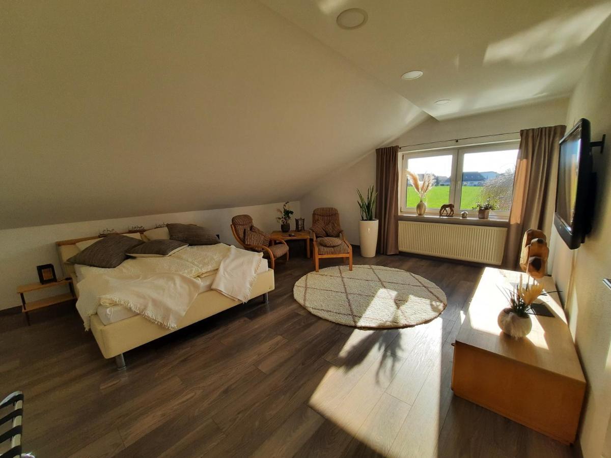 Pflaumers Ferienwohnung إبينغن المظهر الخارجي الصورة